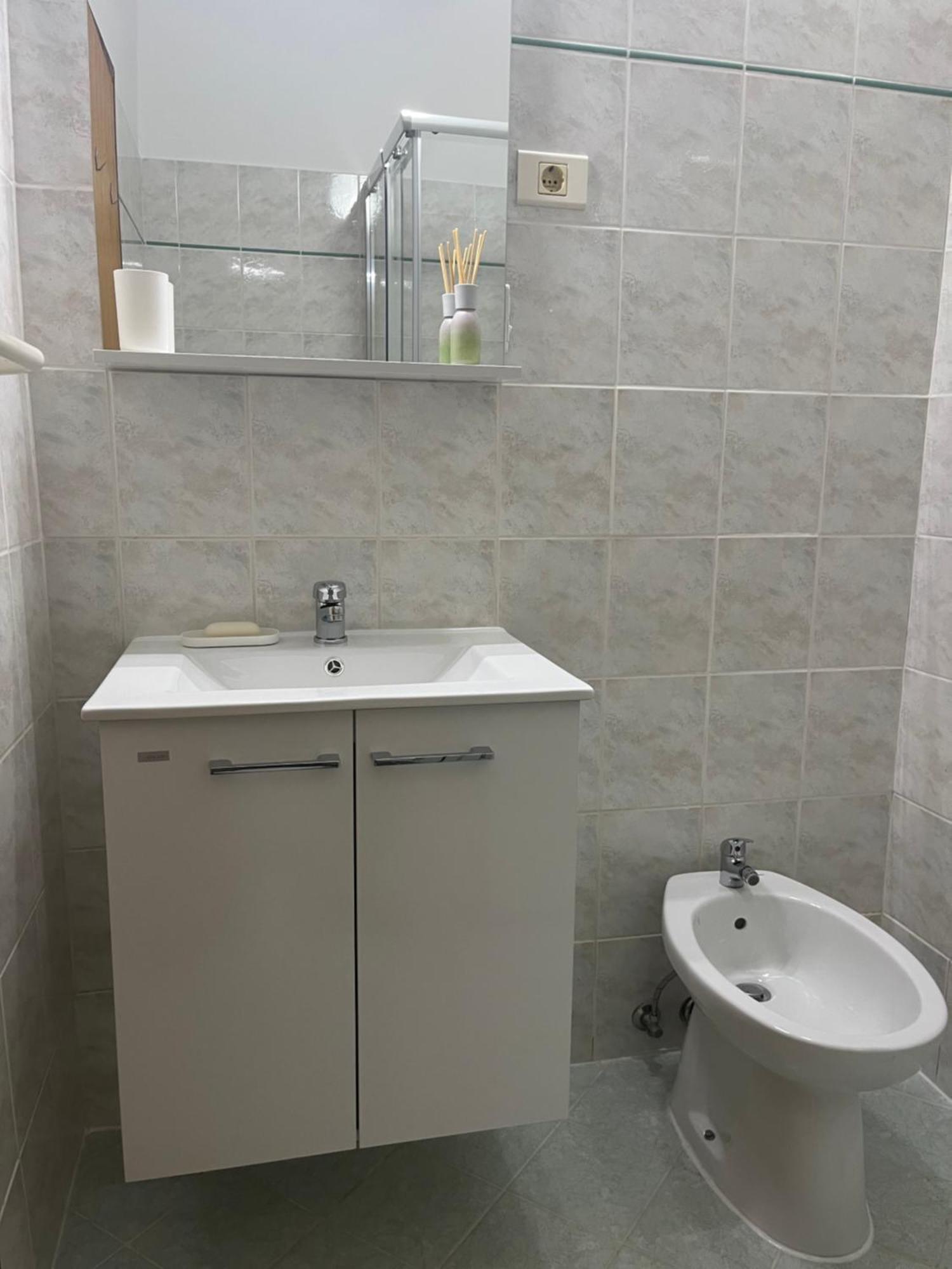 Апартаменты Apartma Sunny Изола Экстерьер фото